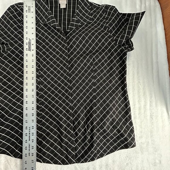 Chico's Womens Black & White Grid Button-Up No Iron Cotton Shirt Size 2 (12/14) - Picture 7 of 7